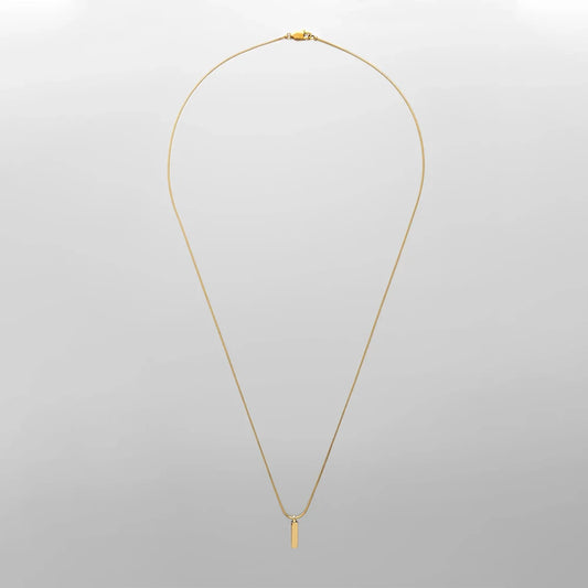 LUXE SQUARE PENDANT NECKLACE